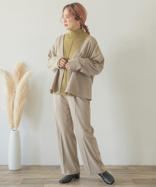 ITEMS URBANRESEARCH（アイテムズ アーバンリサーチ）の「ストレートタックパンツ（その他パンツ・レディース・ネイビー/グレー系その他/ブラウン・FREE）」の19枚目の写真