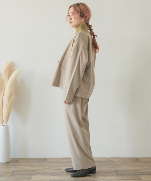 ITEMS URBANRESEARCH（アイテムズ アーバンリサーチ）の「ストレートタックパンツ（その他パンツ・レディース・ネイビー/グレー系その他/ブラウン・FREE）」の13枚目の写真