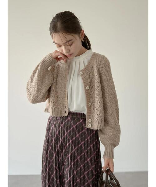earth music&ecology（アースミュージックアンドエコロジー）の「ふんわりクルーネックニットカーディガン ＊（カーディガン/ボレロ・レディース・ホワイト系その他2/グリーン/ブラウン・FREE）」の13枚目の写真
