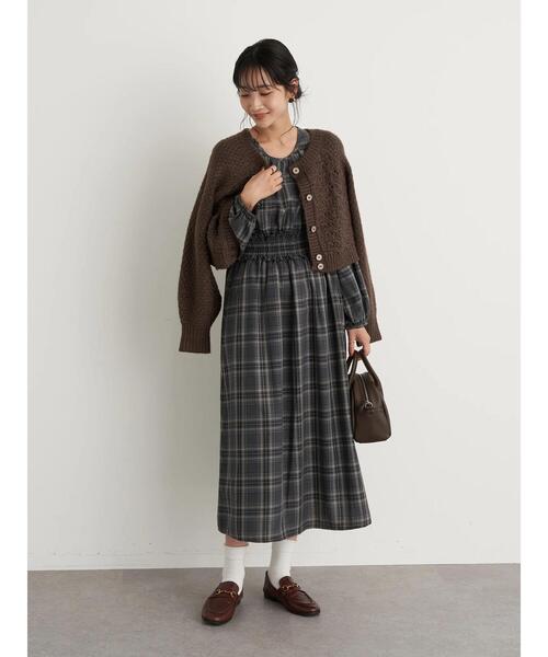 earth music&ecology（アースミュージックアンドエコロジー）の「ふんわりクルーネックニットカーディガン ＊（カーディガン/ボレロ・レディース・ホワイト系その他2/グリーン/ブラウン・FREE）」の16枚目の写真