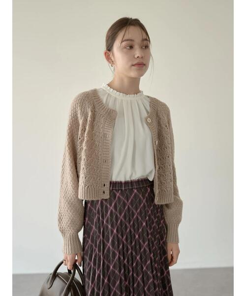 earth music&ecology（アースミュージックアンドエコロジー）の「ふんわりクルーネックニットカーディガン ＊（カーディガン/ボレロ・レディース・ホワイト系その他2/グリーン/ブラウン・FREE）」の18枚目の写真