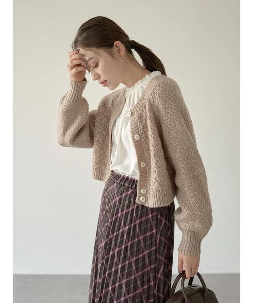 earth music&ecology（アースミュージックアンドエコロジー）の「ふんわりクルーネックニットカーディガン ＊（カーディガン/ボレロ・レディース・ホワイト系その他2/グリーン/ブラウン・FREE）」の20枚目の写真