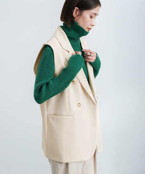 select MOCA(セレクトモカ)の「2021 AW テーラードダブルボタンジャケットベスト(ベスト・レディース・ホワイト/チャコールグレー・FREE)」の13枚目の写真