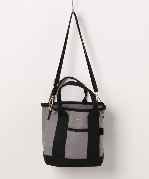 ALTROSE（アルトローズ）の「2WAYミニトート [ルーム]（トートバッグ・レディース・アイボリー/グレー/ゼブラ/ブラック/レオパード/カーキ/ホワイト×ブルー/アニマル/ホワイト×ブラック/ブラウン/グリーン/ベージュ×ブラック/ブラック×グレー/その他/ホワイト×カーキブラウン/ブラック×ホワイト・FREE）」の6枚目の写真