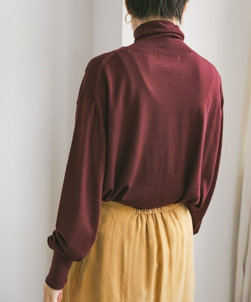 URBAN RESEARCH（アーバンリサーチ）の「カシミヤウールタートルニット（ニット/セーター・レディース・ブラック/パープル/オフホワイト/グリーン系その他・FREE）」の7枚目の写真