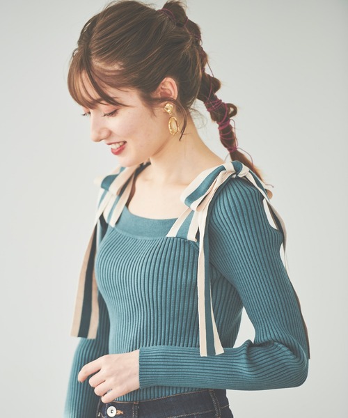 31 Sons de mode（トランテアン　ソン　ドゥ　モード）の「肩リボンニットプルオーバー（ニット/セーター・レディース・ブラック/グリーン/オフホワイト・36）」の11枚目の写真