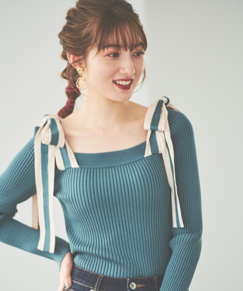 31 Sons de mode（トランテアン　ソン　ドゥ　モード）の「肩リボンニットプルオーバー（ニット/セーター・レディース・ブラック/グリーン/オフホワイト・36）」の20枚目の写真