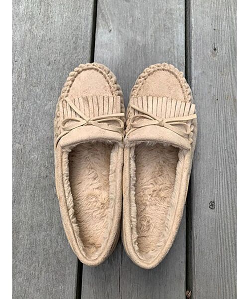To the sea(トゥーザシー)の「スウェードフリンジモカシン(モカシン/デッキシューズ・レディース・ブラック/キャメル・SMALL/MEDIUM/LARGE)」の5枚目の写真