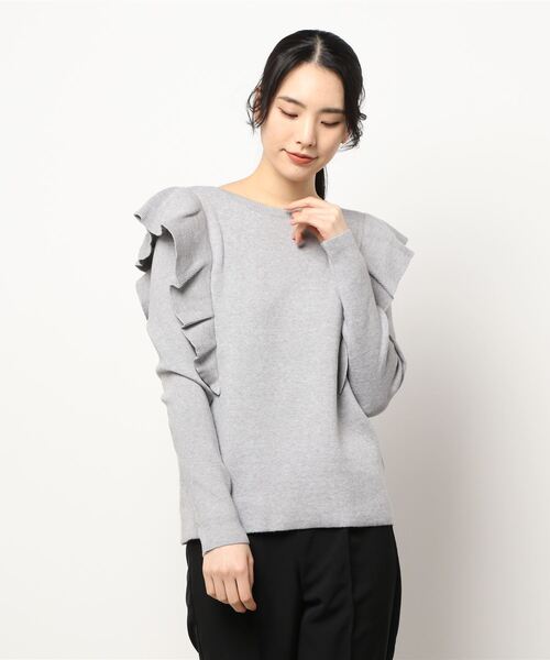 Te chichi（テチチ）の「ショルダーフリルニット（ニット/セーター・レディース・ブラック/ベージュ/グレー・ﾌﾘ-）」の6枚目の写真
