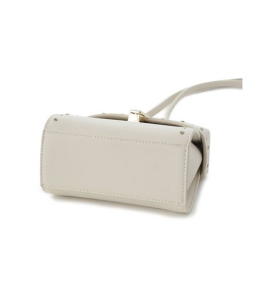 セルフォード ビジュースタッズポシェット ショルダーバッグ　白 USAGI ONLINE限定】【リュタン】ビジュースタッズポシェット