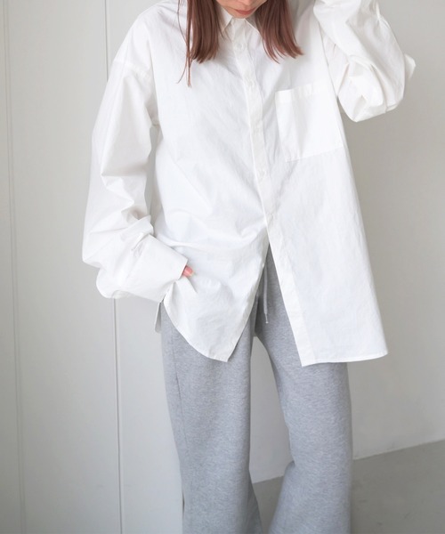 CANAL JEAN（キャナルジーン）の「RED CHOP WORKS(レッドチョップワークス) コットンBIGポケットルーズシャツ（シャツ/ブラウス・レディース・オフホワイト/サックスブルー/イエロー・38）」の5枚目の写真