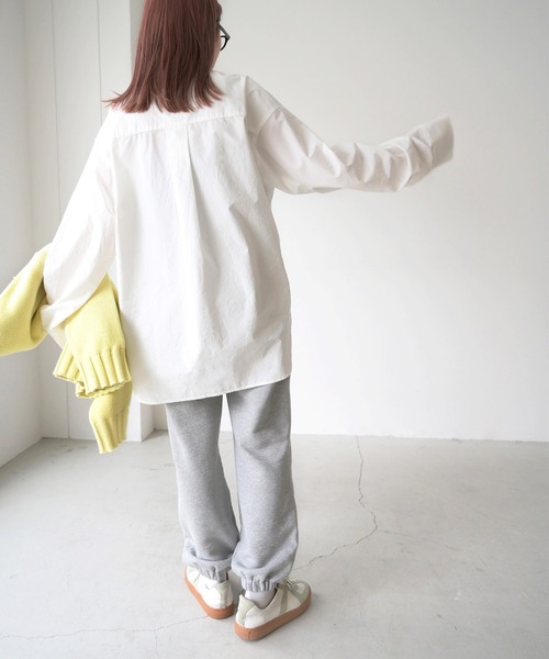 CANAL JEAN（キャナルジーン）の「RED CHOP WORKS(レッドチョップワークス) コットンBIGポケットルーズシャツ（シャツ/ブラウス・レディース・オフホワイト/サックスブルー/イエロー・38）」の6枚目の写真