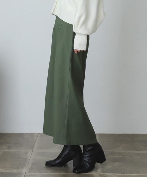 SENSE OF PLACE by URBAN RESEARCH（センスオブプレイスバイアーバンリサーチ）の「ストレッチサスツキハイウエストスカート（スカート・レディース・ブラック/カーキ/ピンクベージュ/ライトベージュ/グリーン/ブルー・SMALL/MEDIUM/X-SMALL/TALL）」の10枚目の写真