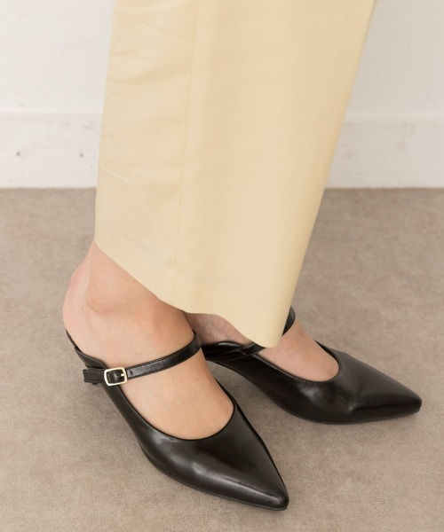 RODE SKO(ロデスコ)の「5.5センチポインテッドストラップミュール(パンプス・レディース・ブラック/ブラウン・38/36/37)」の16枚目の写真