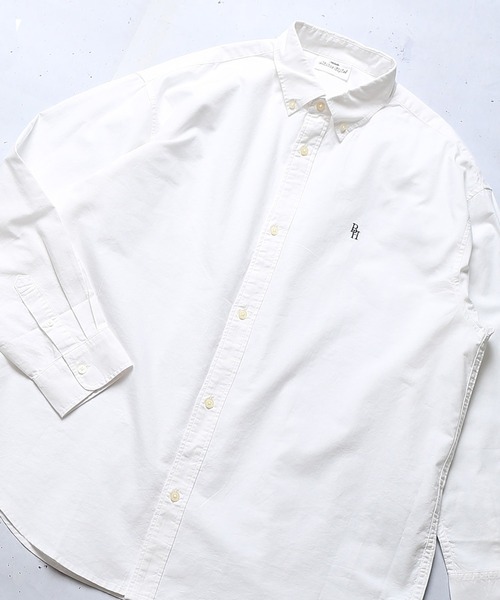 SPINNS(スピンズ)の「【7色展開 / ルーズシルエット】ビッグシルエットシャツ(シャツ/ブラウス・メンズ・ホワイト/サックスブルー/イエロー/ミント/グリーン系/サックスブルー系/イエロー系・ONESIZE)」の2枚目の写真
