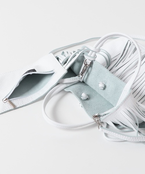 MARLON FIRENZE（マーロンフィレンツェ）の「MARLON FIRENZE　2way レザーフリンジバッグS（ハンドバッグ・レディース・ホワイト/ブラック・FREE）」の13枚目の写真