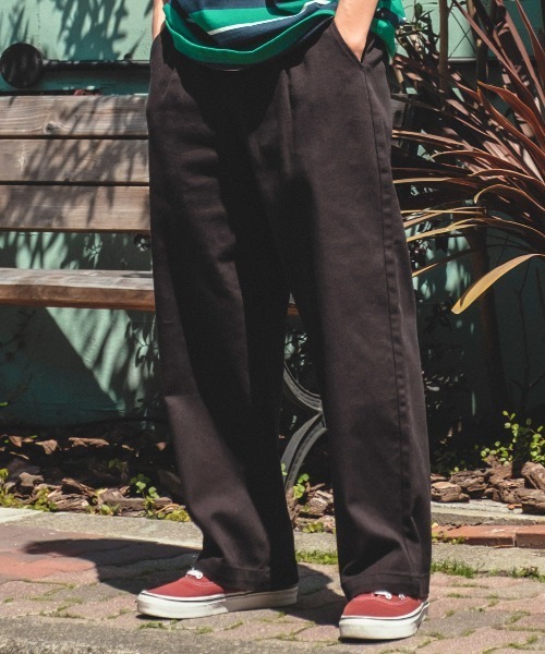 improves(インプローブス)の「【improves】カツラギ バルーンシルエット ワイド バギーパンツ(チノパンツ・メンズ・ブラック/オフホワイト/グレイッシュベージュ・MEDIUM/LARGE)」の1枚目の写真