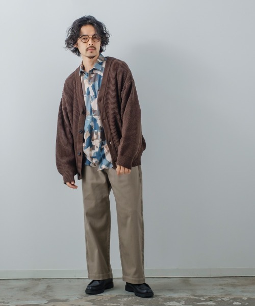 improves(インプローブス)の「【improves】カツラギ バルーンシルエット ワイド バギーパンツ(チノパンツ・メンズ・ブラック/オフホワイト/グレイッシュベージュ・MEDIUM/LARGE)」の20枚目の写真