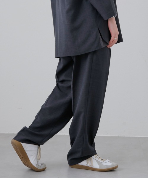 COLONY 2139（コロニートゥーワンスリーナイン）の「テックリネンフロントタックワイドトラウザーパンツ（スラックス・メンズ・グレー/ネイビー・MEDIUM/LARGE）」の20枚目の写真