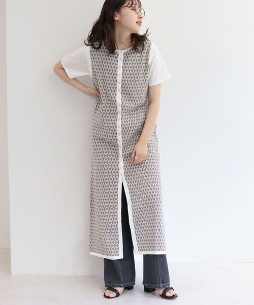 fredy emue(フレディエミュ)の「レトロ柄ジャガードロングジレ(ベスト・レディース・グリーン系その他4/ベージュ系その他4・38)」の19枚目の写真