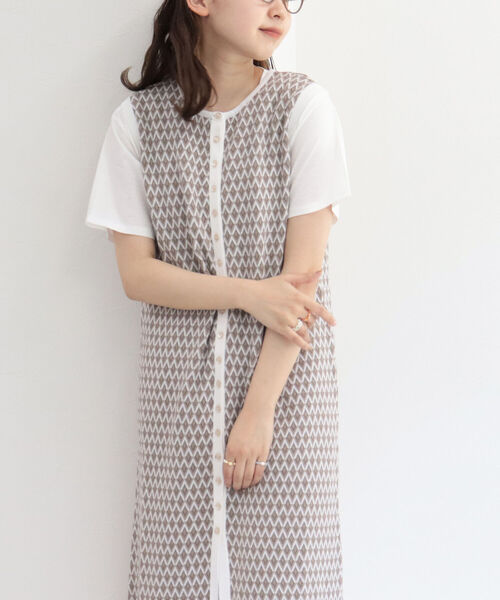 fredy emue(フレディエミュ)の「レトロ柄ジャガードロングジレ(ベスト・レディース・グリーン系その他4/ベージュ系その他4・38)」の21枚目の写真