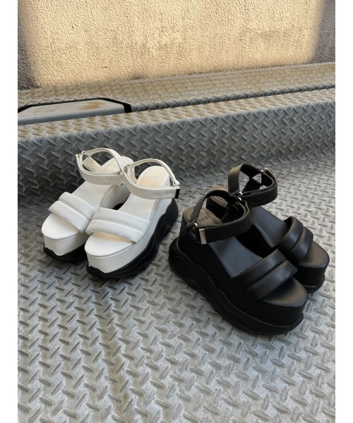EGOIST（エゴイスト）の「厚底スポーツサンダル（サンダル・レディース・ブラック/ホワイト・S/M）」の8枚目の写真