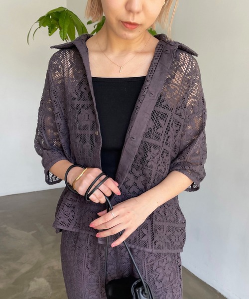 CAPRICIEUX LE'MAGE（カプリシューレマージュ）の「インドパネルレース半袖シャツ（シャツ/ブラウス・レディース・オフホワイト/ブラック・FREE）」の19枚目の写真