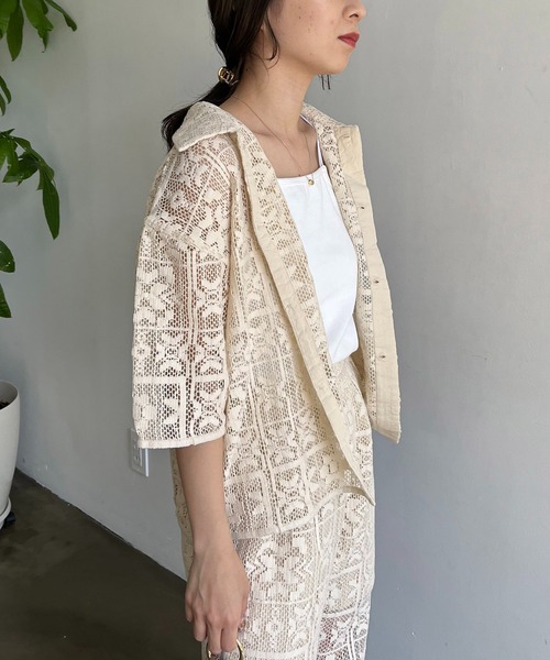 CAPRICIEUX LE'MAGE（カプリシューレマージュ）の「インドパネルレース半袖シャツ（シャツ/ブラウス・レディース・オフホワイト/ブラック・FREE）」の3枚目の写真