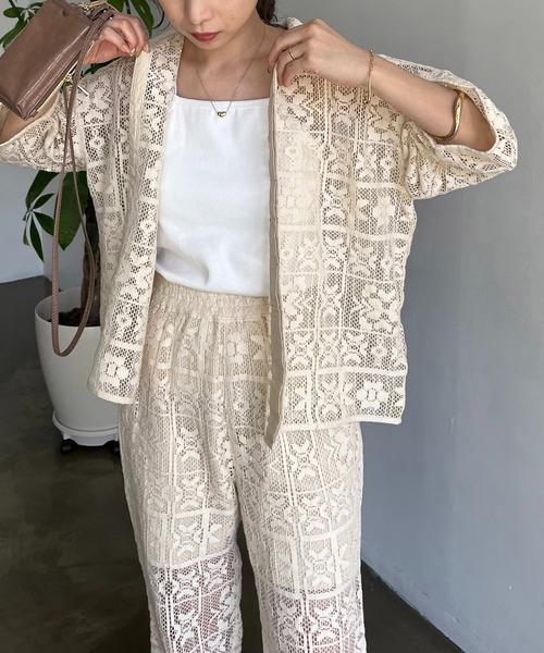 CAPRICIEUX LE'MAGE（カプリシューレマージュ）の「インドパネルレース半袖シャツ（シャツ/ブラウス・レディース・オフホワイト/ブラック・FREE）」の4枚目の写真