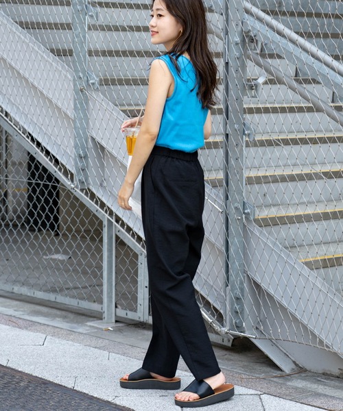 CIAOPANIC TYPY(チャオパニックティピー)の「□2WAY配色ステッチリブタンクトップ(タンクトップ・レディース・ホワイト/チャコールグレー/ブラック/オレンジ/ブルー/グリーン/グレー系その他/サーモンピンク/ブラウン/パープル/イエロー/カーキ/ピンク/ダークグリーン・ONE SIZE)」の21枚目の写真