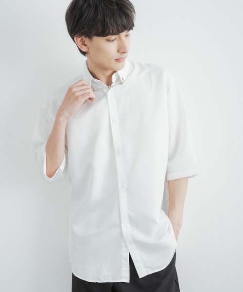 Rocky Monroe(ロッキーモンロー)の「オーバーサイズ チェーン付き半袖レギュラーカラーBIGシャツ(シャツ/ブラウス・メンズ・ホワイト/ブラック・M/L)」の4枚目の写真