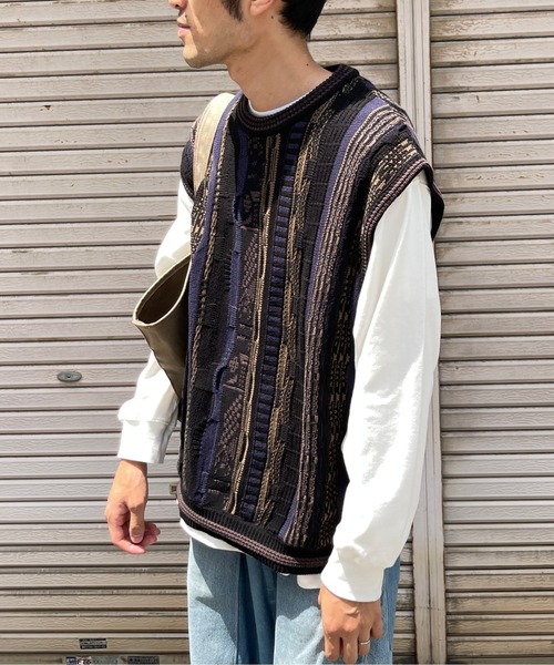 未使用❤︎drawing numbers ❤︎ネイビーニットベスト CPCM（シーピーシーエム）の「3Dニットベスト（ベスト）」 - WEAR