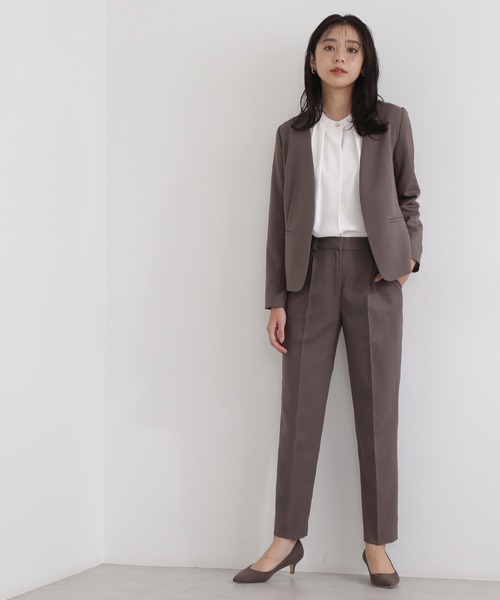 NATURAL BEAUTY BASIC（ナチュラルビューティーベーシック）の「フロントタックブラウス（シャツ/ブラウス・レディース・オフホワイト/ブラウン/ブルー・MEDIUM/SMALL）」の10枚目の写真