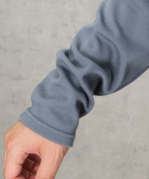 NAVY（ネイビー）の「無地スムースモックネックロングスリーブTシャツ（Tシャツ/カットソー・メンズ・ホワイト/チャコール/ブラウン/ブルー/ブラック・L/XL/S/M）」の15枚目の写真