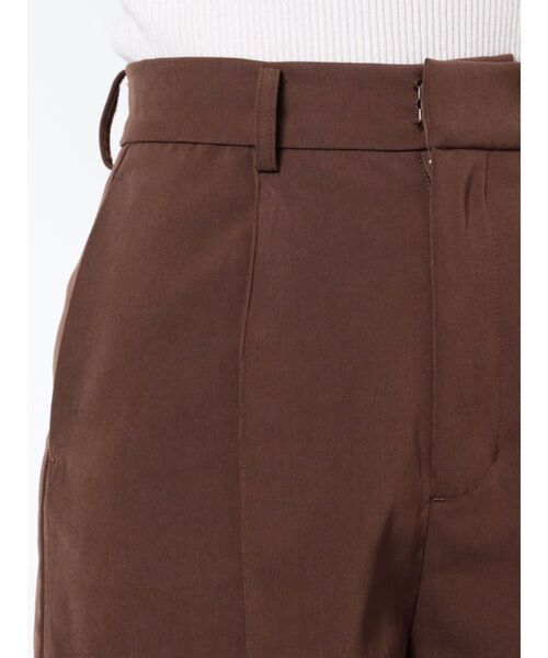 EVRIS（エヴリス）の「ピンタックショートパンツ（その他パンツ・レディース・ブラック/ブラウン・SMALL/MEDIUM）」の22枚目の写真