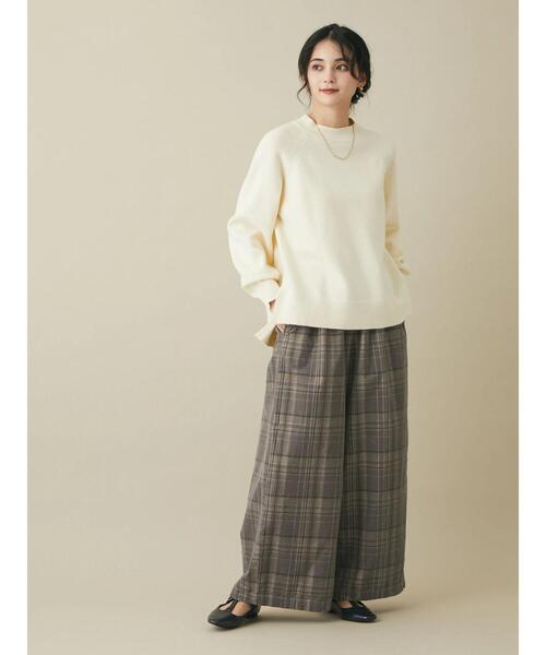 CRAFT STANDARD BOUTIQUE（クラフトスタンダードブティック）の「パチパチしにくいモックネックニットプルオーバー　＊◆（ニット/セーター・レディース・ブラック/ライム/ブルー/アイボリー・FREE）」の22枚目の写真