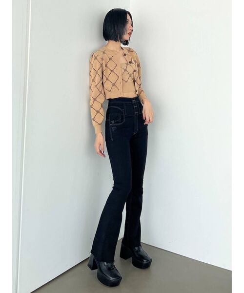 EMODA（エモダ）の「ヘムカットハイウエストフレアパギンス（デニムパンツ・レディース・インディゴブルー/ブラック・SMALL/X-SMALL/MEDIUM）」の11枚目の写真