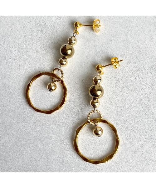tone(トーン)の「【-lensa-】ゴールドリングピアス(MA)(ピアス(両耳用)・レディース・ゴールド・FREE)」の2枚目の写真