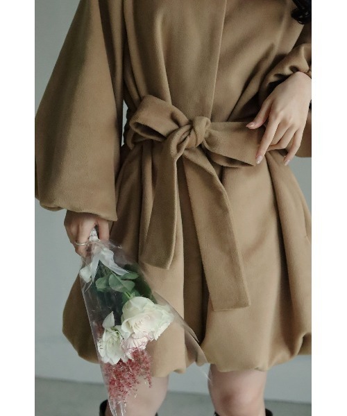 ガウンコート balloon short gown muguet muguet（ミュゲ）の「balloon short gown（ノーカラーコート）」 - WEAR
