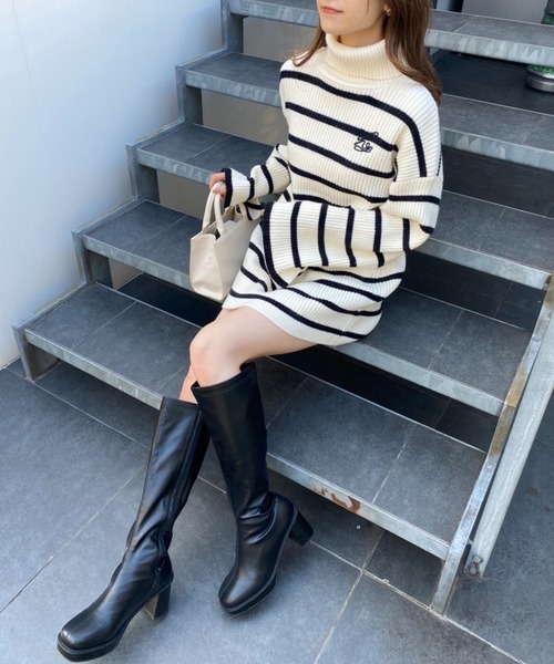 one after another NICE CLAUP（ワンアフターアナザーナイスクラップ）の「NC刺繍ハイネックニットミニワンピ（ニット/セーター・レディース・ブラック系その他/アイボリー系/アイボリー/グレー系その他/ピンク系その他・FREE）」の12枚目の写真