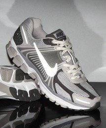 NIKE（ナイキ）の「※入荷禁止 NBHD※ NIKE ZOOM VOMERO 5 PRM