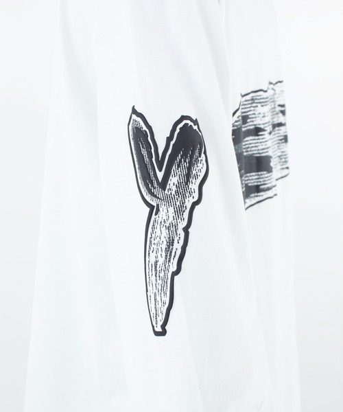 Y-3(ワイスリー)の「GFX LS TEE(Tシャツ/カットソー・メンズ・オフホワイト・XX-SMALL/X-SMALL/SMALL/MEDIUM/LARGE)」の4枚目の写真