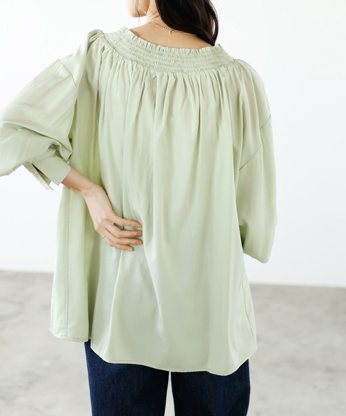 GeeRA（ジーラ）の「リボン付スキッパーブラウス（シャツ/ブラウス・レディース・アイボリー/ライトグリーン・MEDIUM/LARGE）」の14枚目の写真