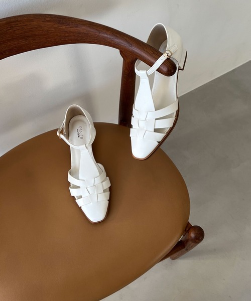 Doux archives（ドゥアルシーヴ）の「グルカサンダル（サンダル・レディース・ホワイト/ブラック・MEDIUM/LARGE）」の11枚目の写真