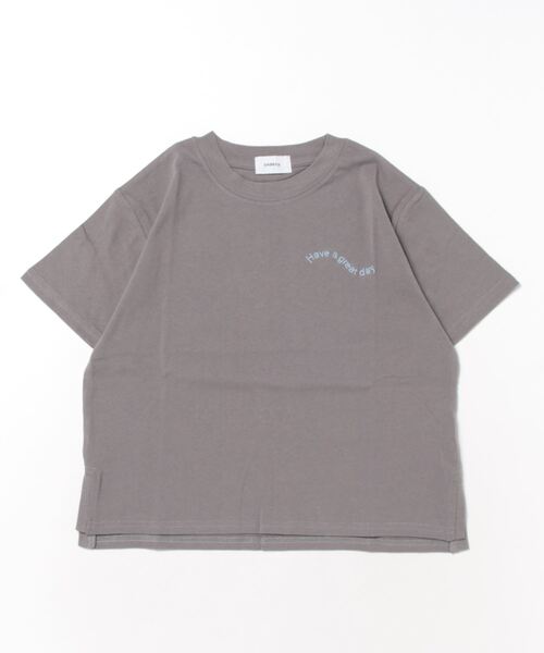 undeny.(アンディニ-)の「undeny/アンディニー エンブロイダリー Tシャツ(Tシャツ/カットソー・キッズ・グリーン/チャコールグレー/ホワイト・M/L/XL)」の15枚目の写真