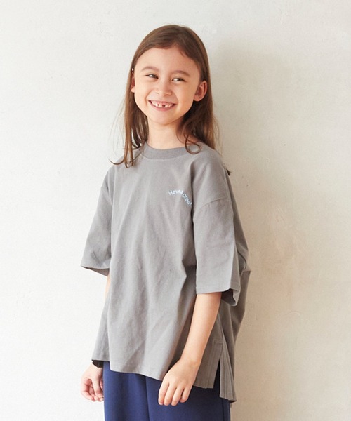 undeny.(アンディニ-)の「undeny/アンディニー エンブロイダリー Tシャツ(Tシャツ/カットソー・キッズ・グリーン/チャコールグレー/ホワイト・M/L/XL)」の9枚目の写真