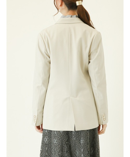 Te chichi（テチチ）の「ダブルブレストテーラードジャケット（ノーカラージャケット・レディース・ベージュ/ネイビー/ブルー・ﾌﾘ-）」の5枚目の写真