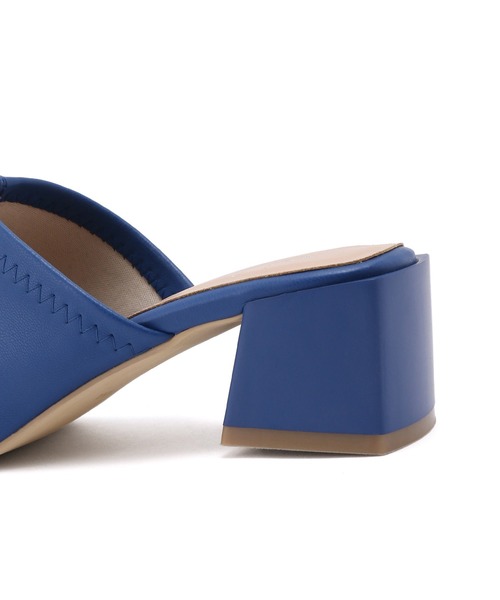 ROPE' PICNIC(ロペピクニック)の「ソフトストレッチアッパーミュール(サンダル・レディース・ブルー/キナリ/ブラック・23.0cm/23.5cm/24.0cm/24.5cm)」の7枚目の写真