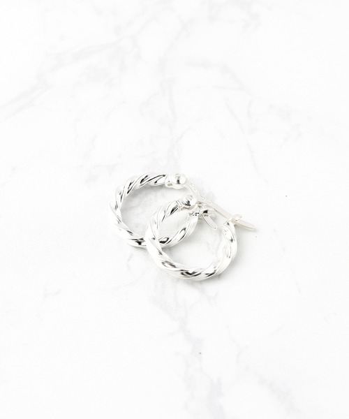 sunny branch(サニーブランチ)の「★SILVER925★15mmデザインフープピアス(ピアス(両耳用)・レディース・シルバー/ゴールド/ゴールド系その他/シルバー系その他/ブラック/ブラック系その他・FREE)」の4枚目の写真