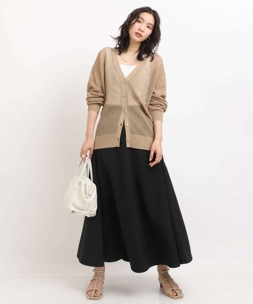 a.v.v（アーヴェヴェ）の「ライトタフタサーキュラースカート（スカート・レディース・ブルー/アイボリー/ブラック・36/38/40/42/34）」の14枚目の写真